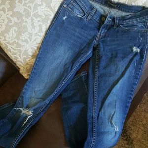 Levi Distressed Skinny Jeans